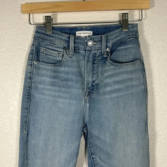 Good American Good Waist - Picture 3 of 7